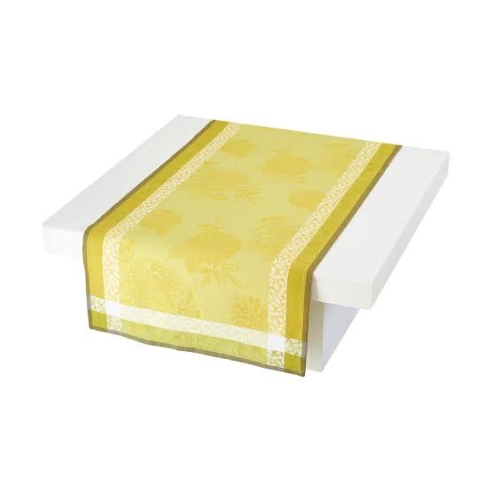 Table Runner - Parfums de Bagatelle - Freesia - 100% Cotton