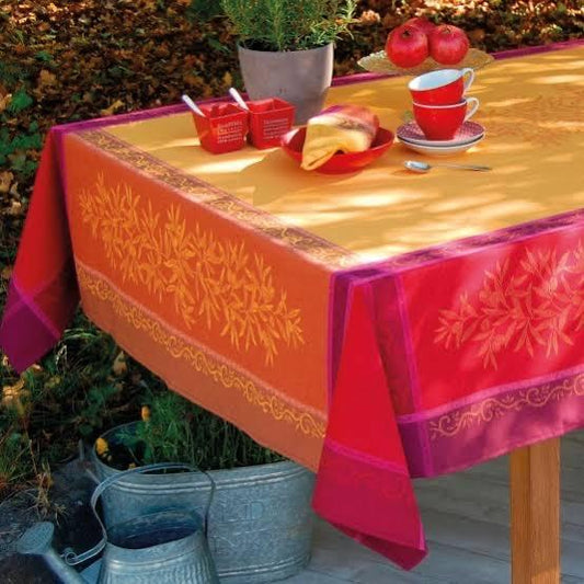 Jacquard Woven Olivia Jaune Rouge Rectangle Table Cloth